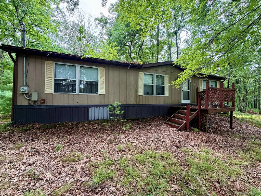 21 Huron Trail, Glen Spey