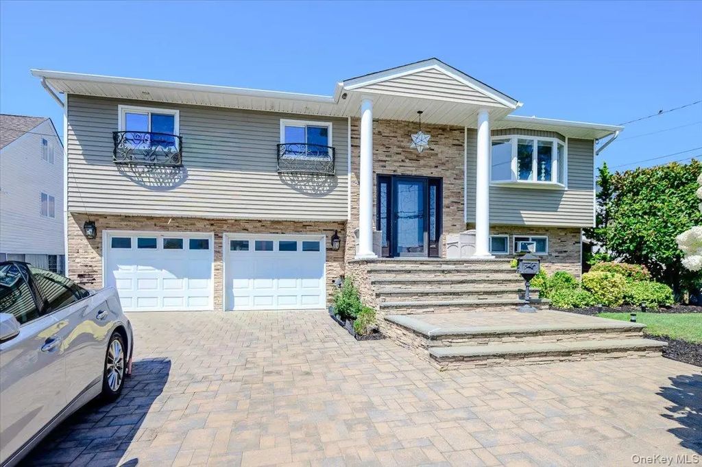 3897 Darby Lane, Seaford