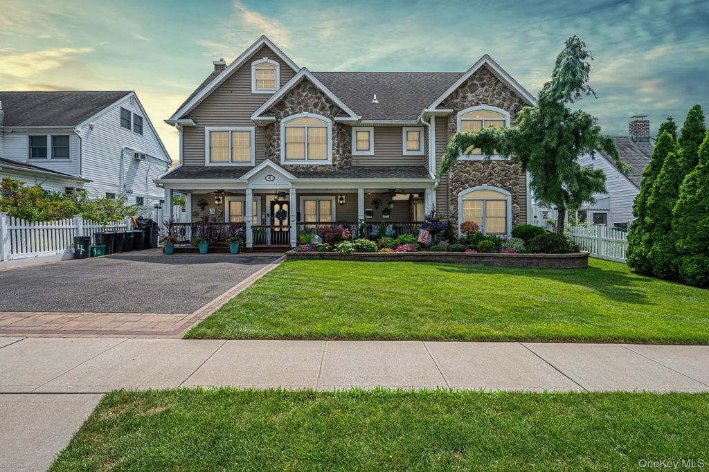 4 Teamster Lane, Levittown