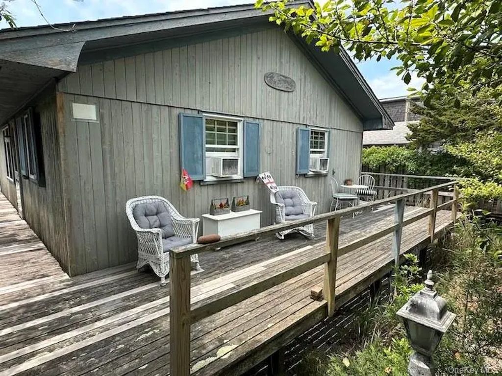 200 Surf, Cherry Grove