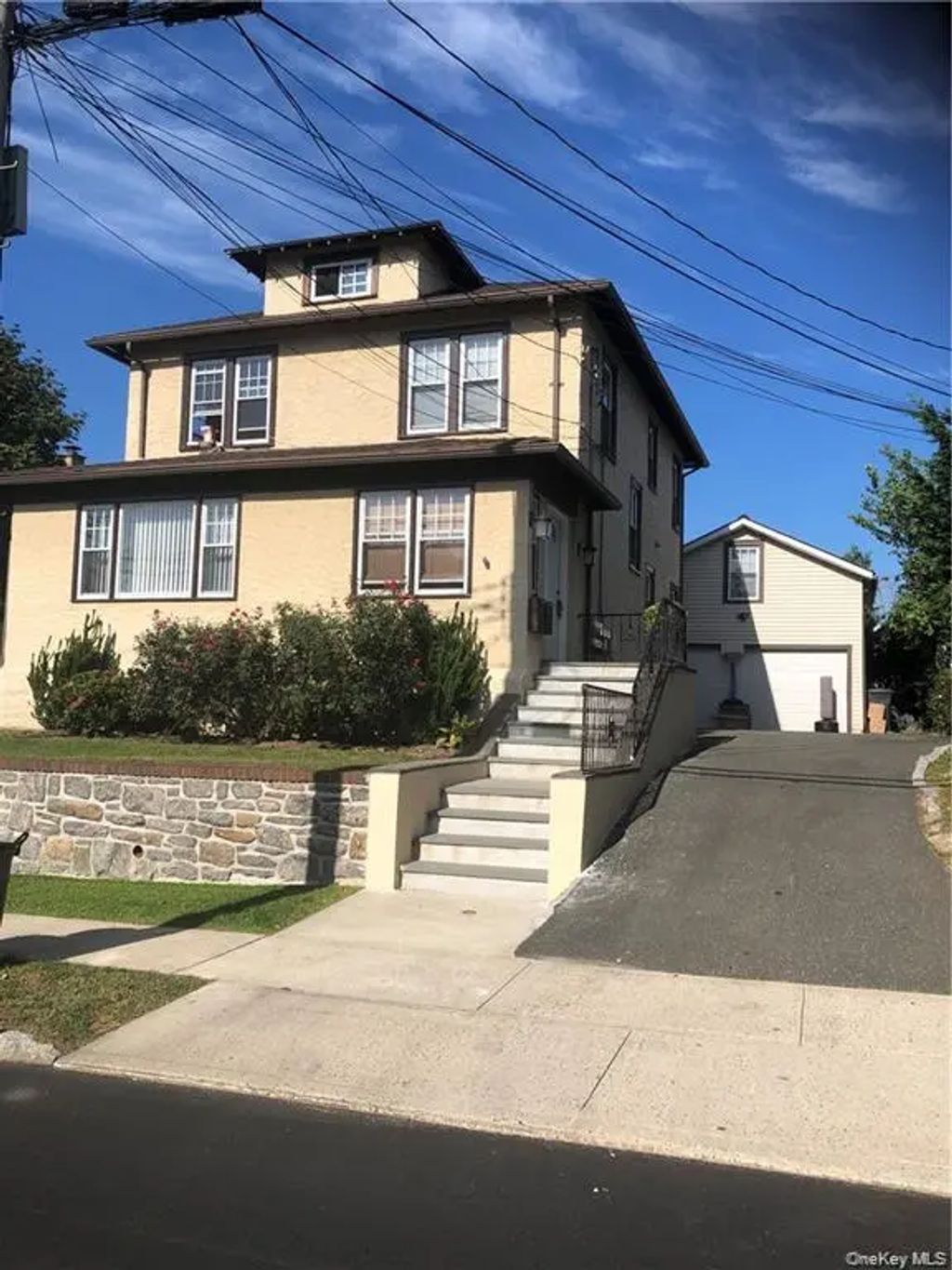 23 Merritt Avenue, Eastchester