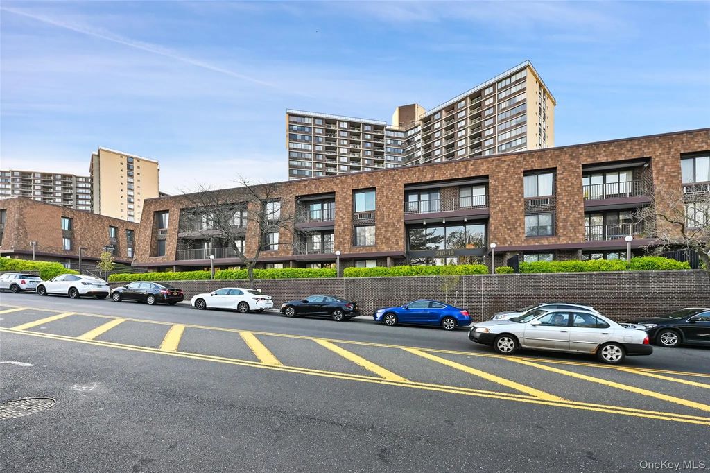210-19 26th Avenue # Tl, Bayside