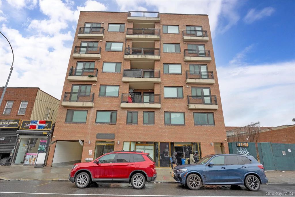 172-18 Jamaica Avenue # 5d, Jamaica