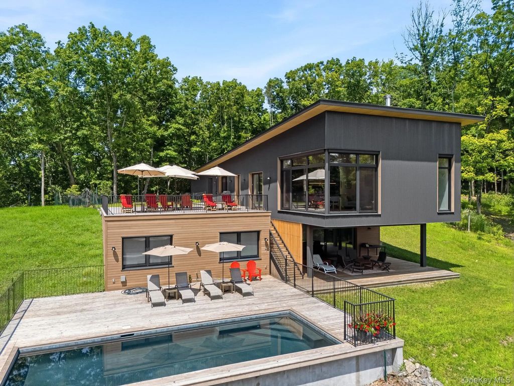 133 Old Bulls Head Road, Clinton Corners