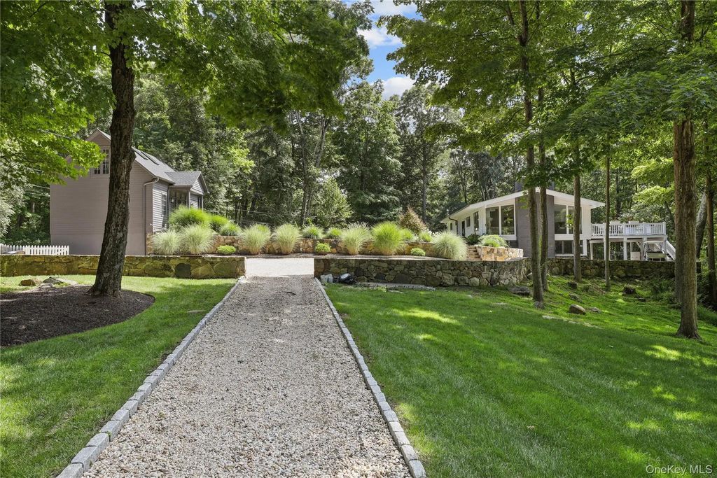 39 Lower Shad Road, Pound Ridge