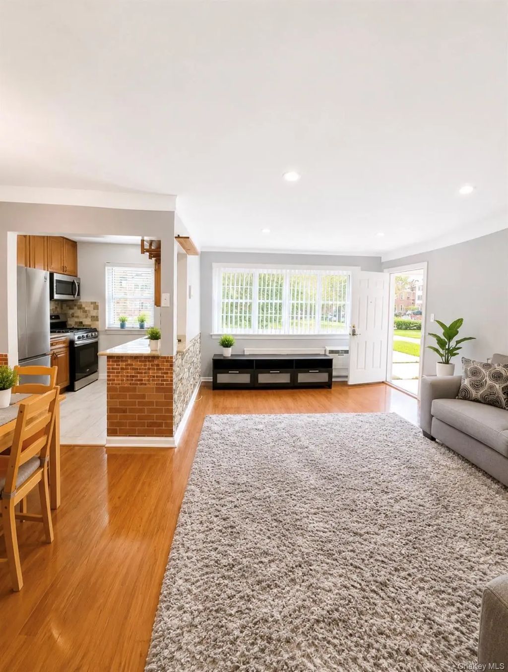 15054 Melbourne Avenue # 1r, Flushing