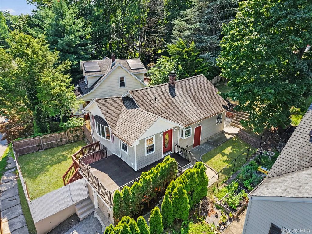 684 Marion Avenue, Peekskill