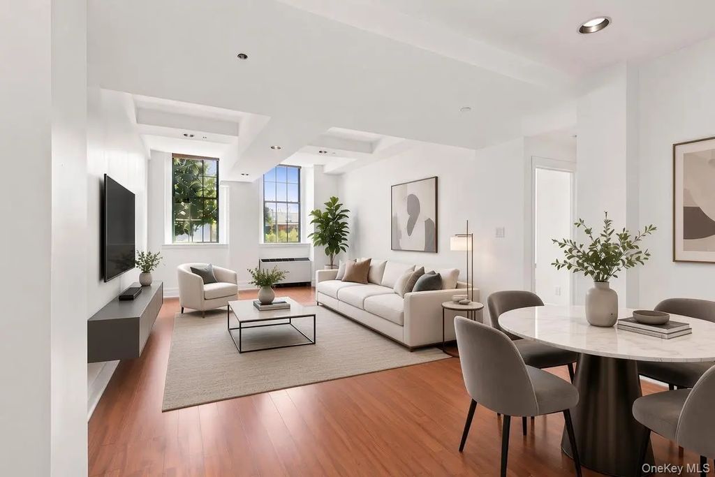 45-02 Ditmars Boulevard # 124, Astoria