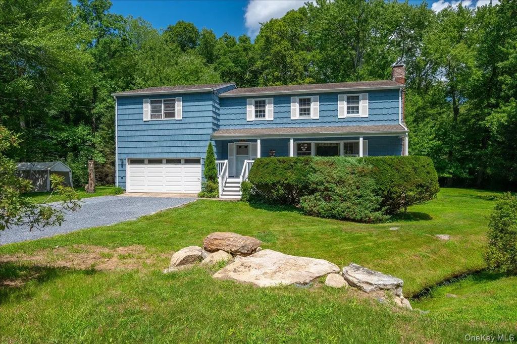 9 Laurel Road, South Salem