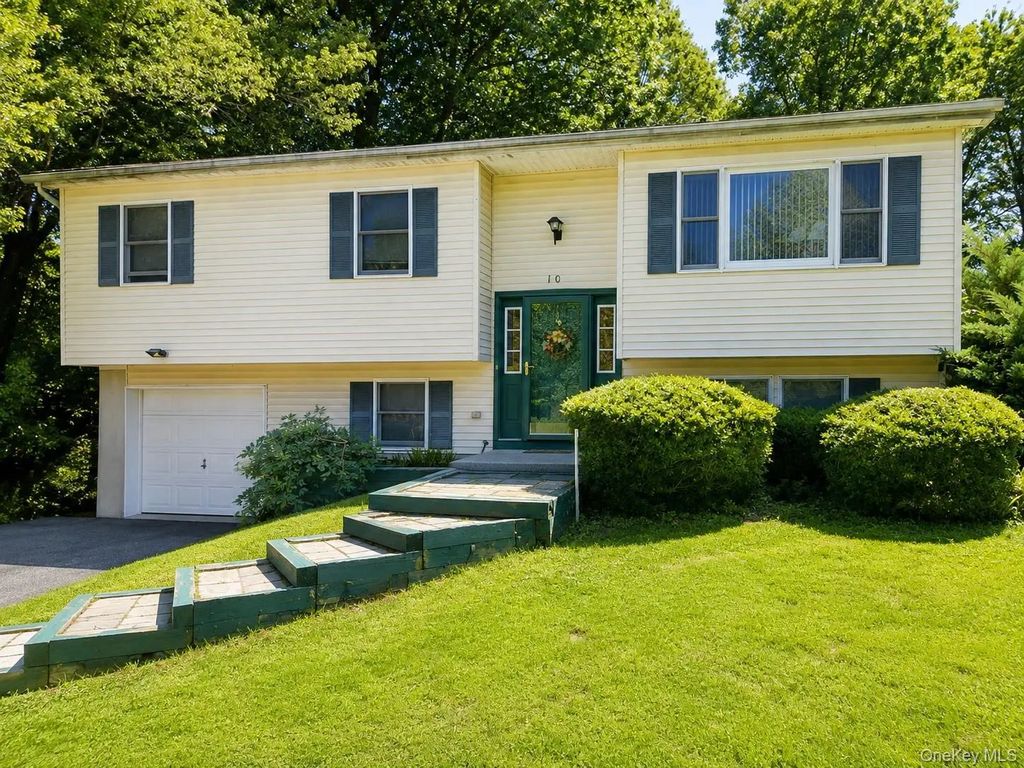 10 Andre Drive, Highland Mills