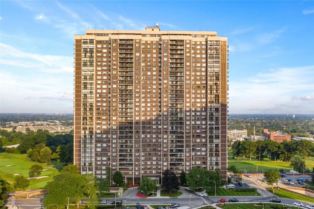 27110 Grand Central Parkway # 17l, Floral Park