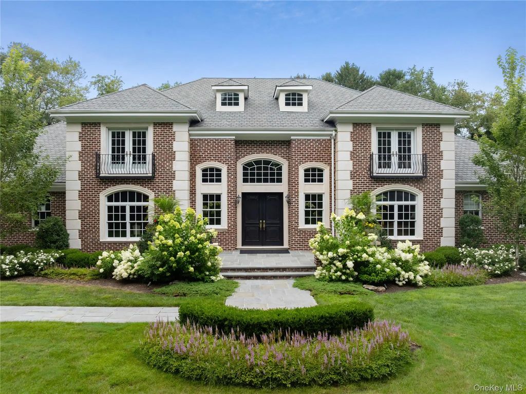 898 Chicken Valley Road, Matinecock