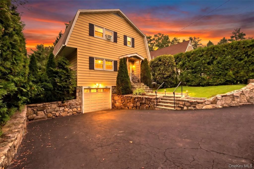 254 Sparkle Road, Yorktown Heights