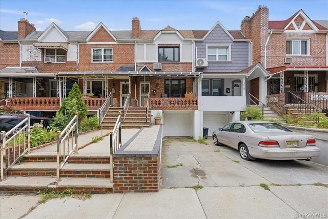 320 E 59th Street, Brooklyn