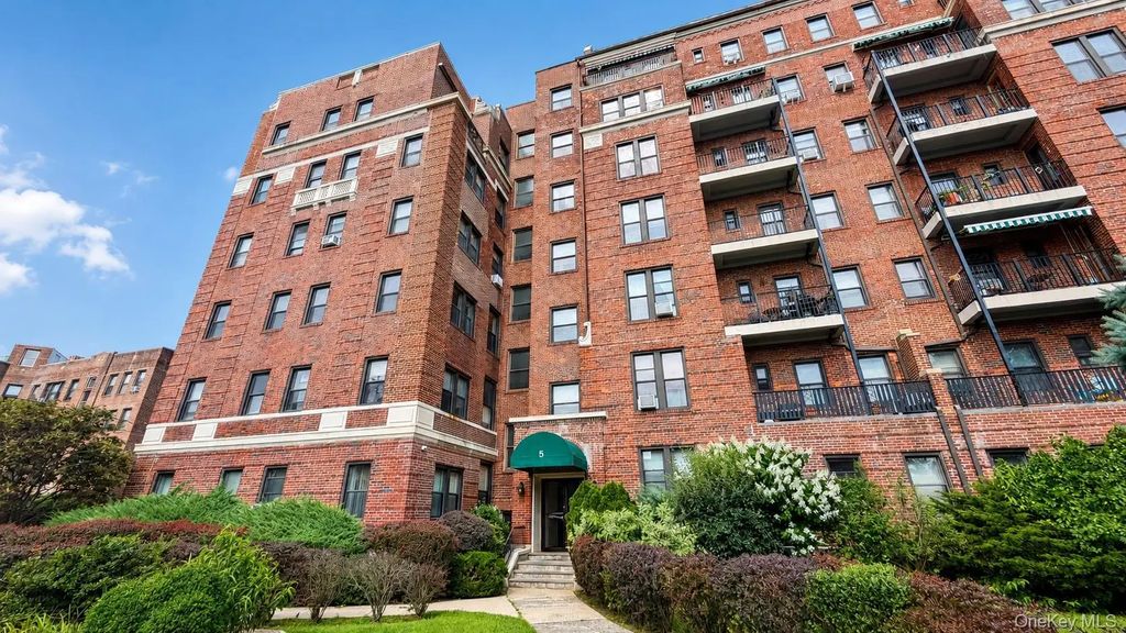 5 Circuit Road # A30, New Rochelle