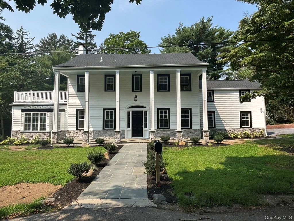 28 Wayaawi Avenue, Bayville
