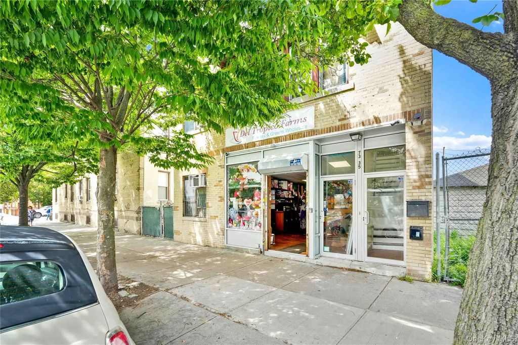 73-35 Myrtle Avenue, Glendale