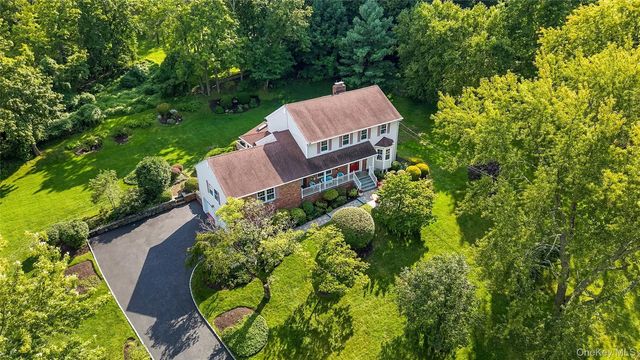 110 Cypress Lane, Briarcliff Manor