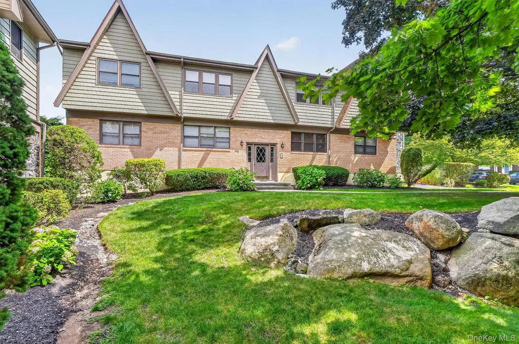 38 Milford Lane # 5d, Suffern