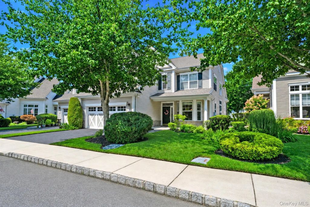 140 Chopin Place, Eastport