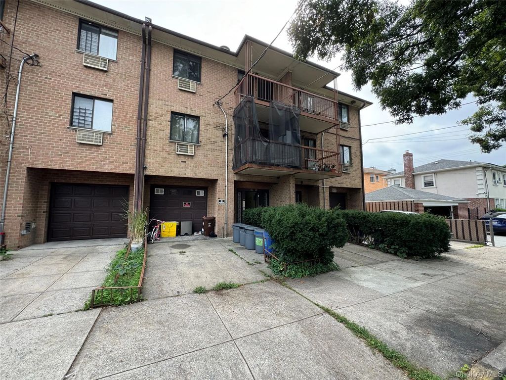 6139 168th Street # 2f, Fresh Meadows