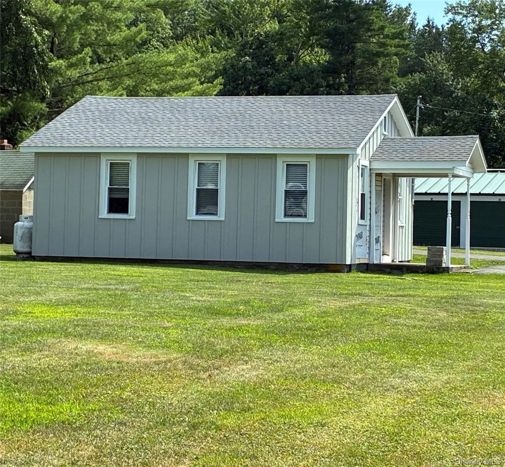 4607 Route 209, Accord