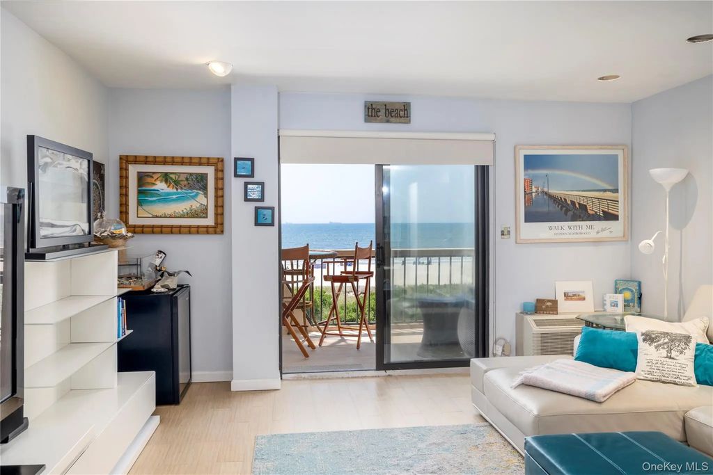360 Shore Road # 3e, Long Beach