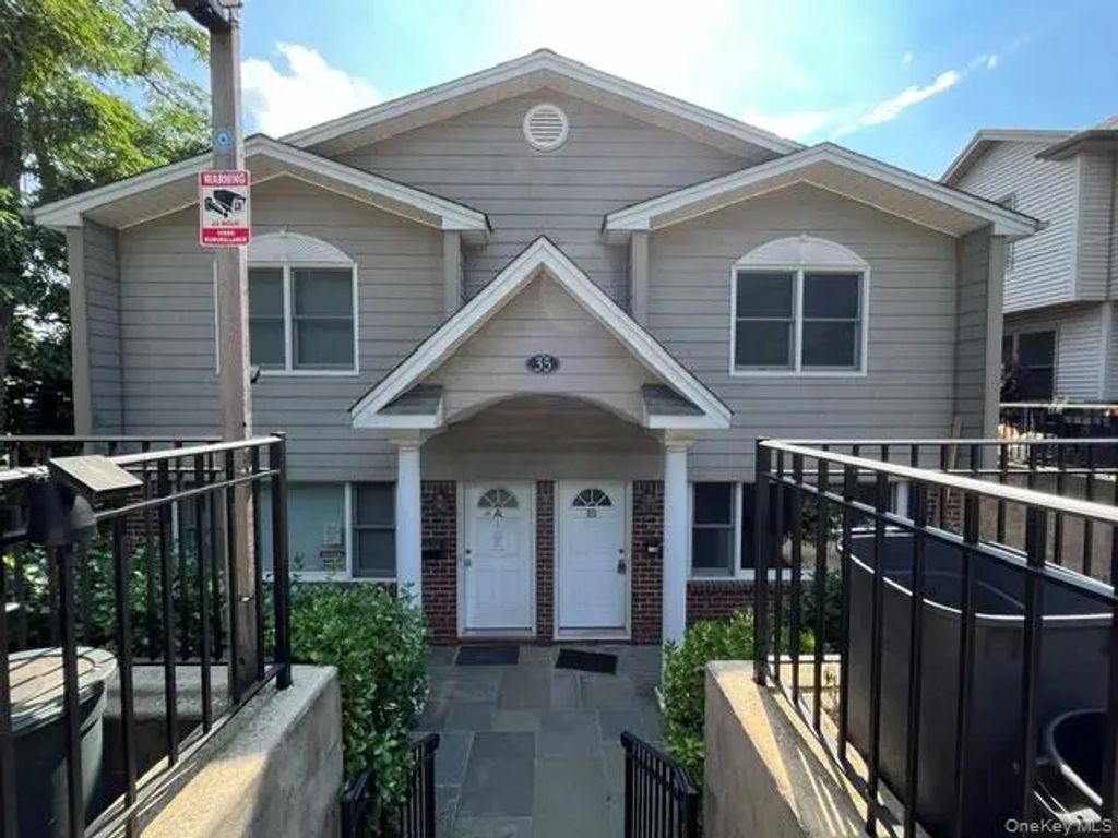 35 Sands Point Road # B, Port Washington