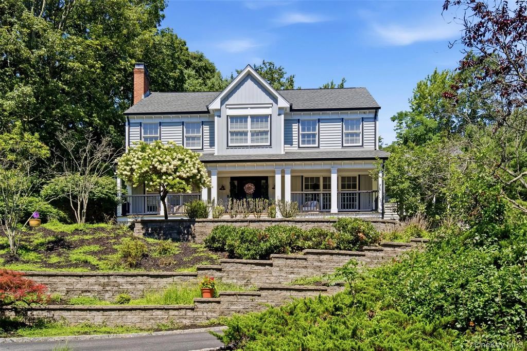 4 Jefferson Landing Circle, Port Jefferson