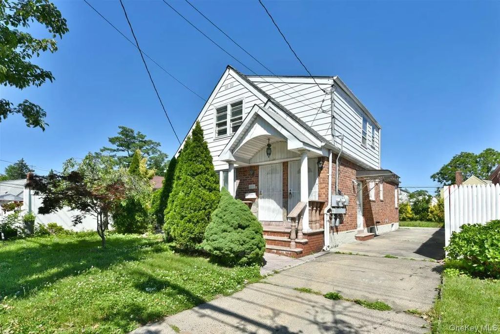 88-05 Winchester Boulevard, Queens Village