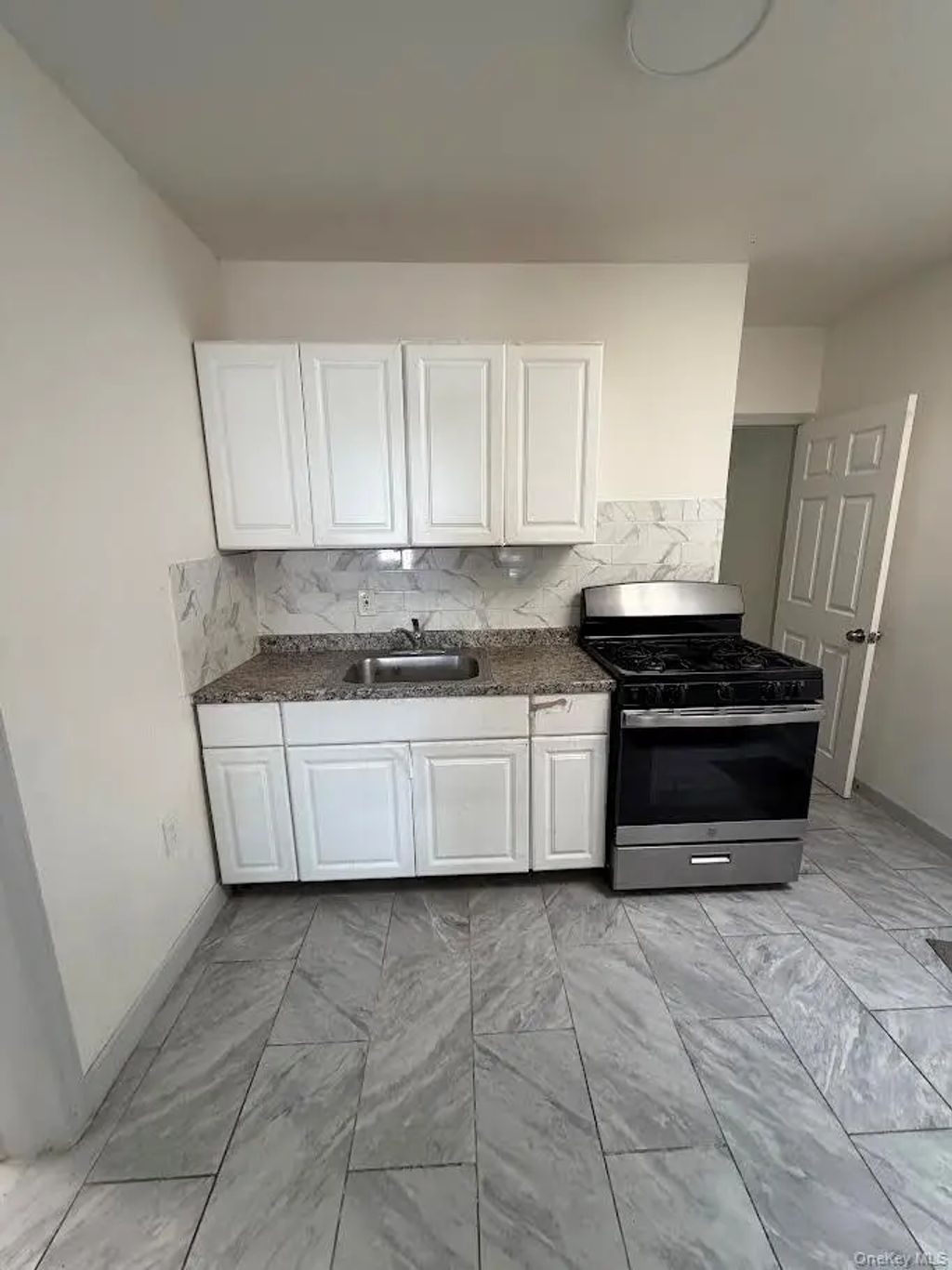 21519 Jamaica Jamaica, Queens Village North