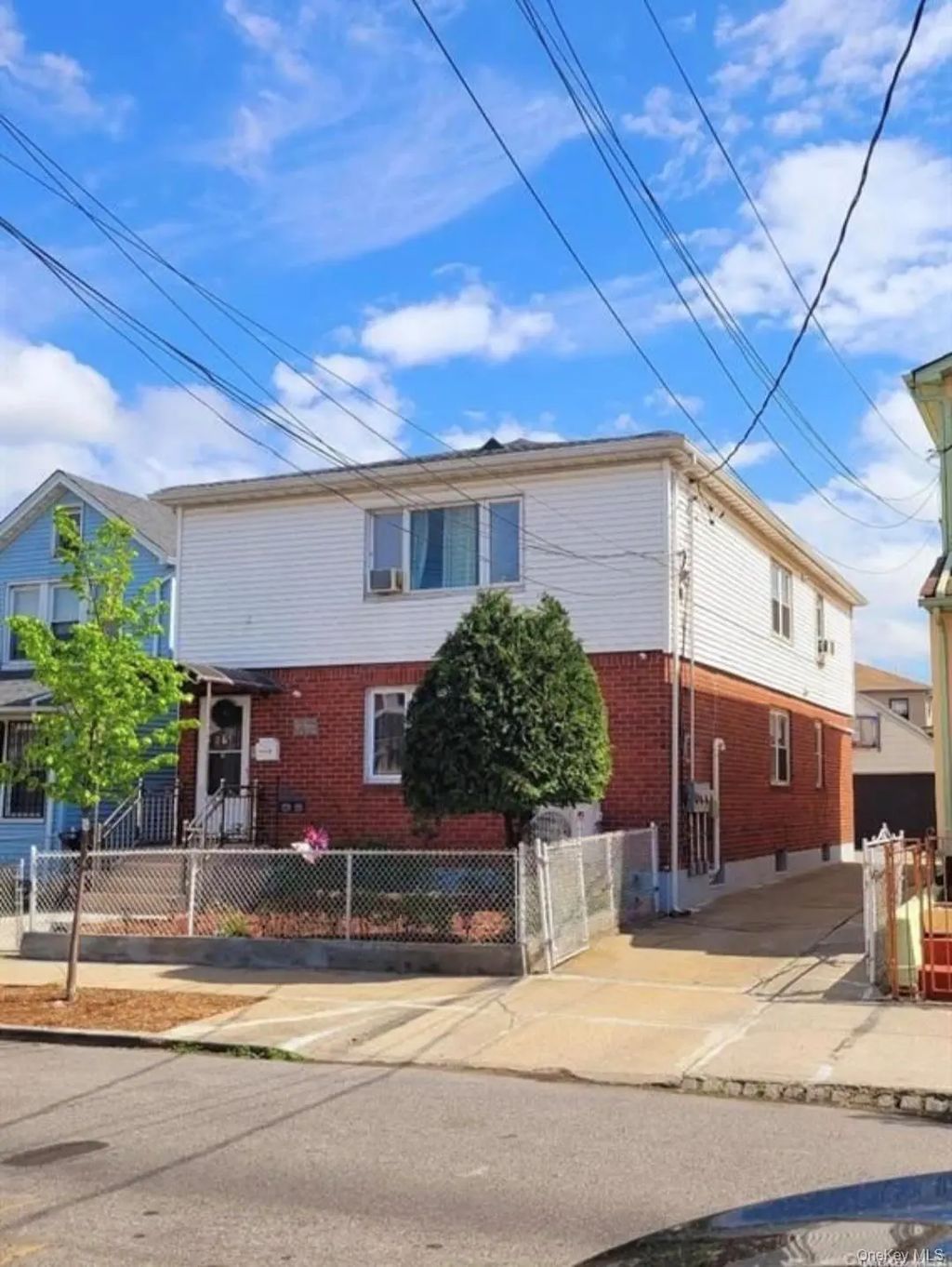 171-28 103rd Road, Jamaica