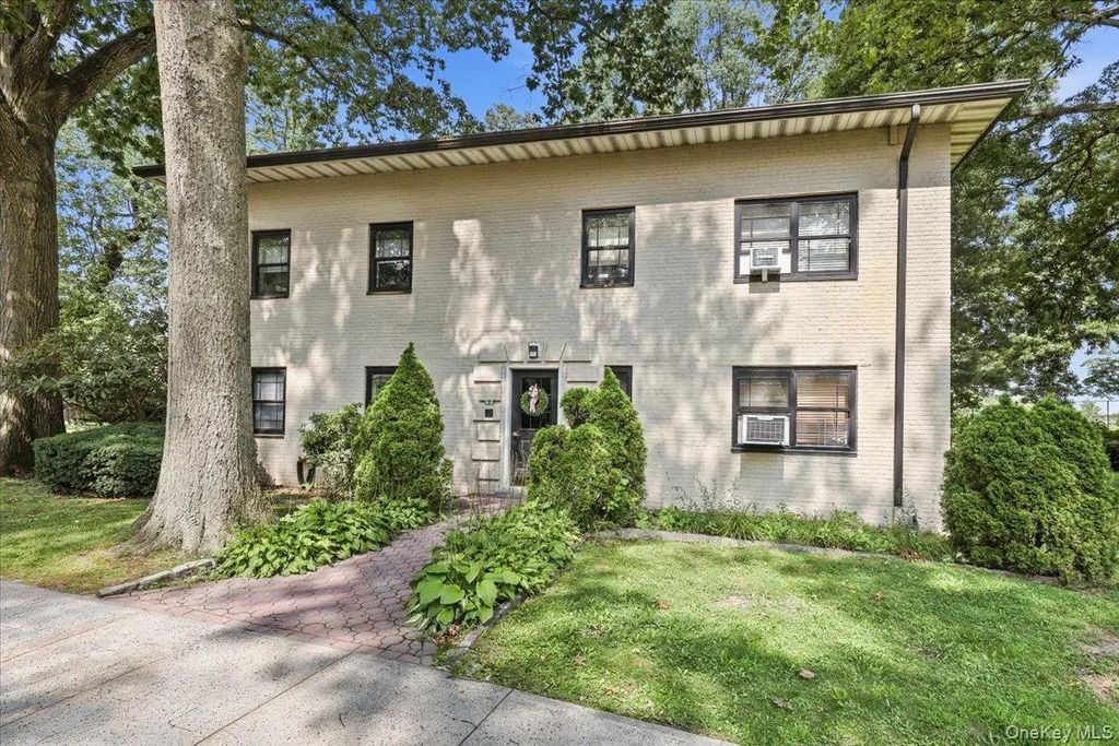 5 Whitehall Road # 1l, Eastchester