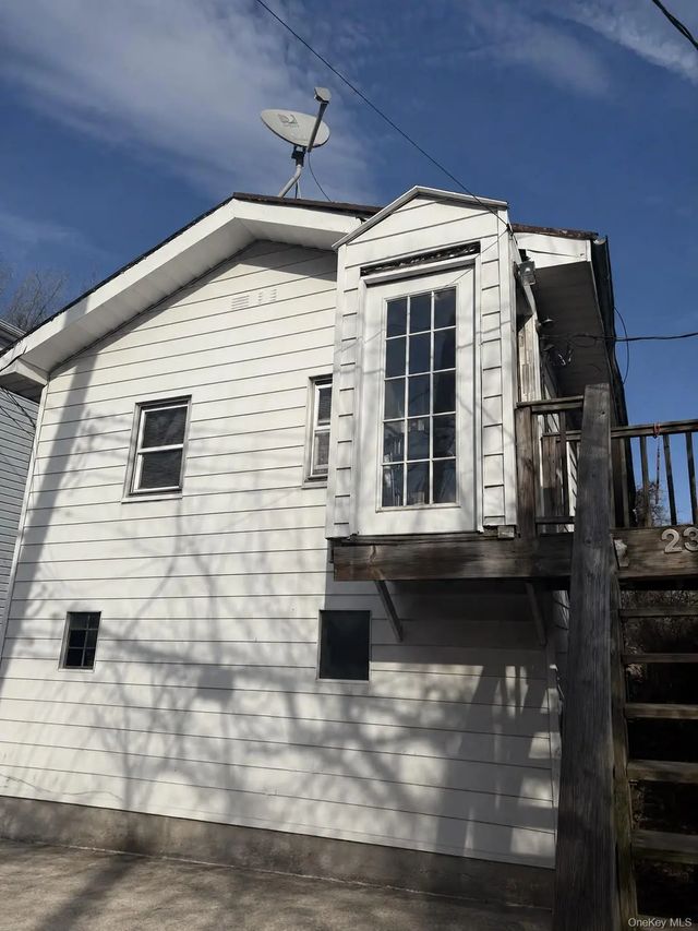 Photo of Listing #1037502