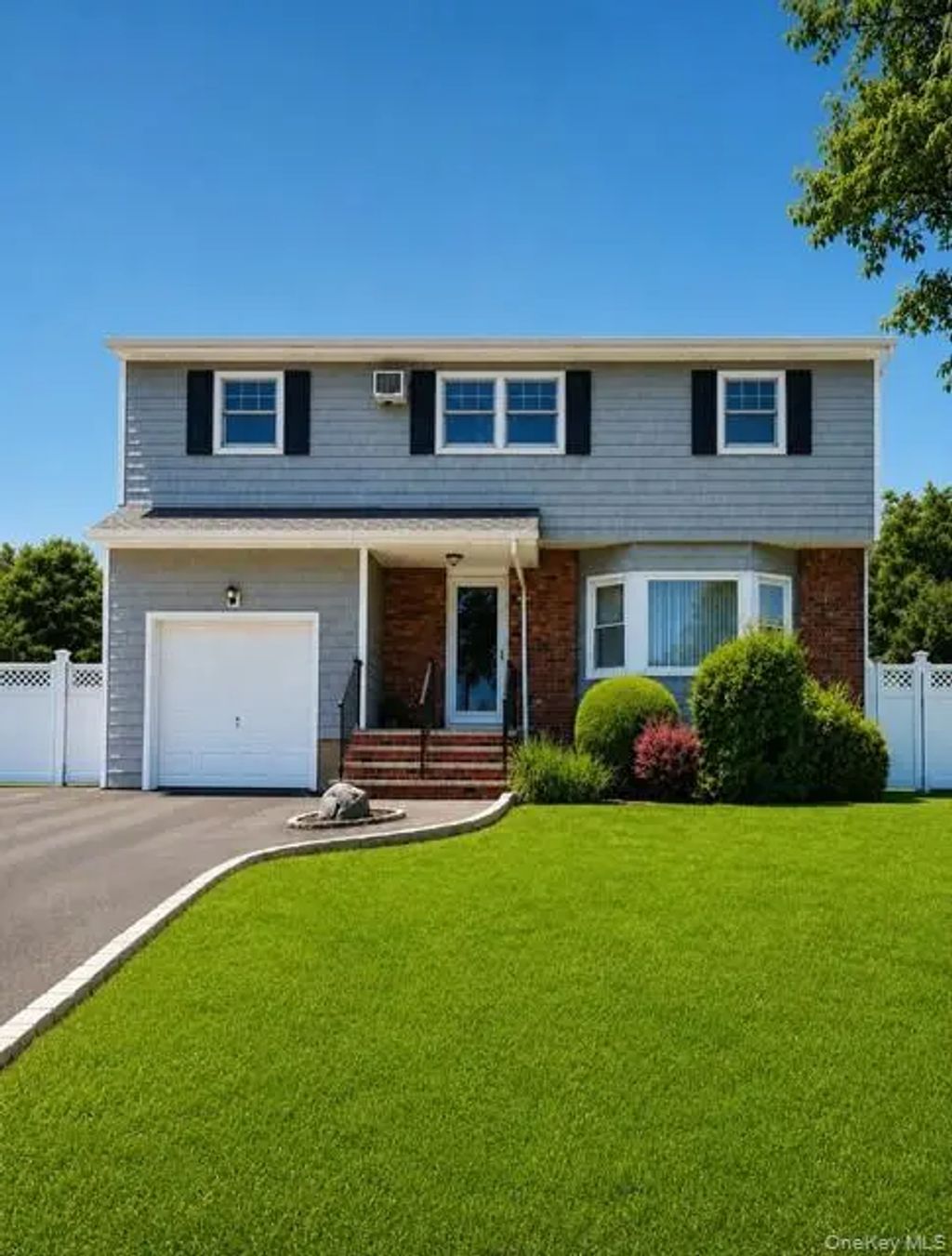 66 Wolcott Road, Levittown