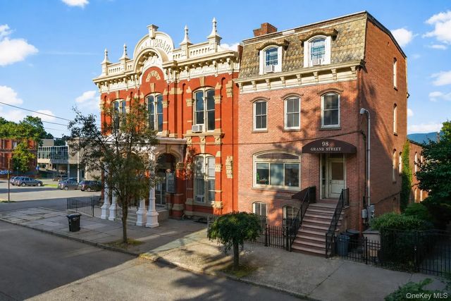 98 Grand Street, Newburgh
