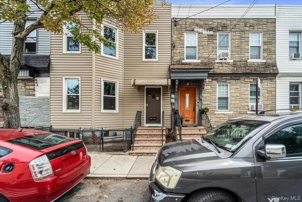 54-18 Nurge Avenue, Maspeth