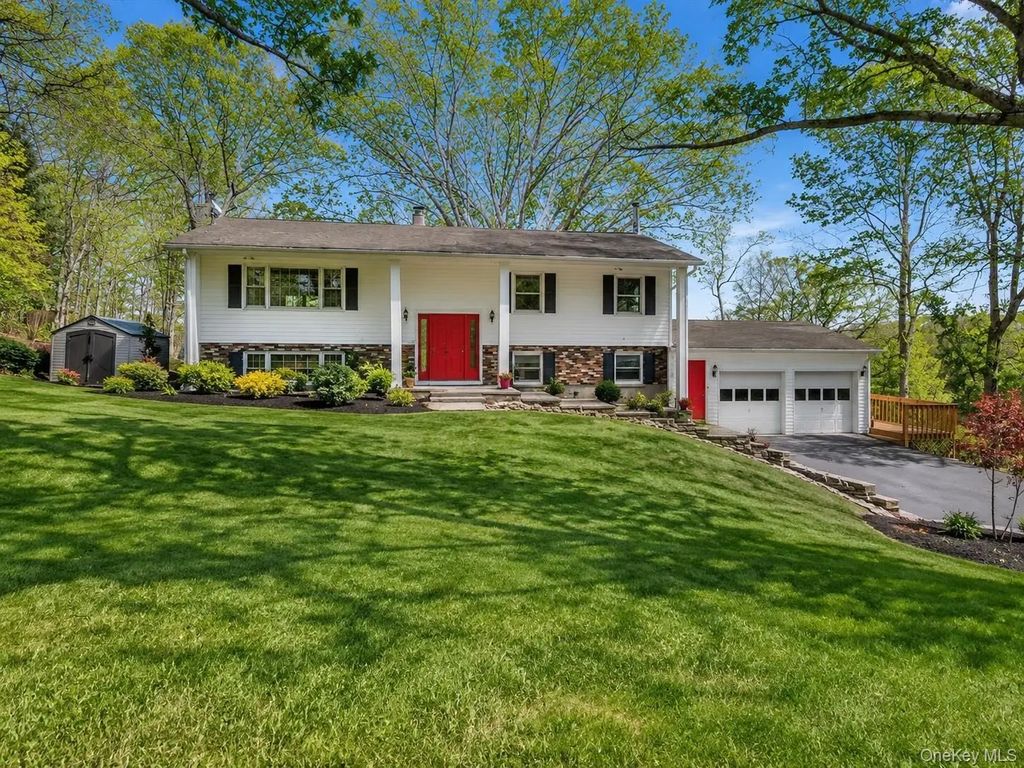 1618 Morningview Drive, Yorktown Heights
