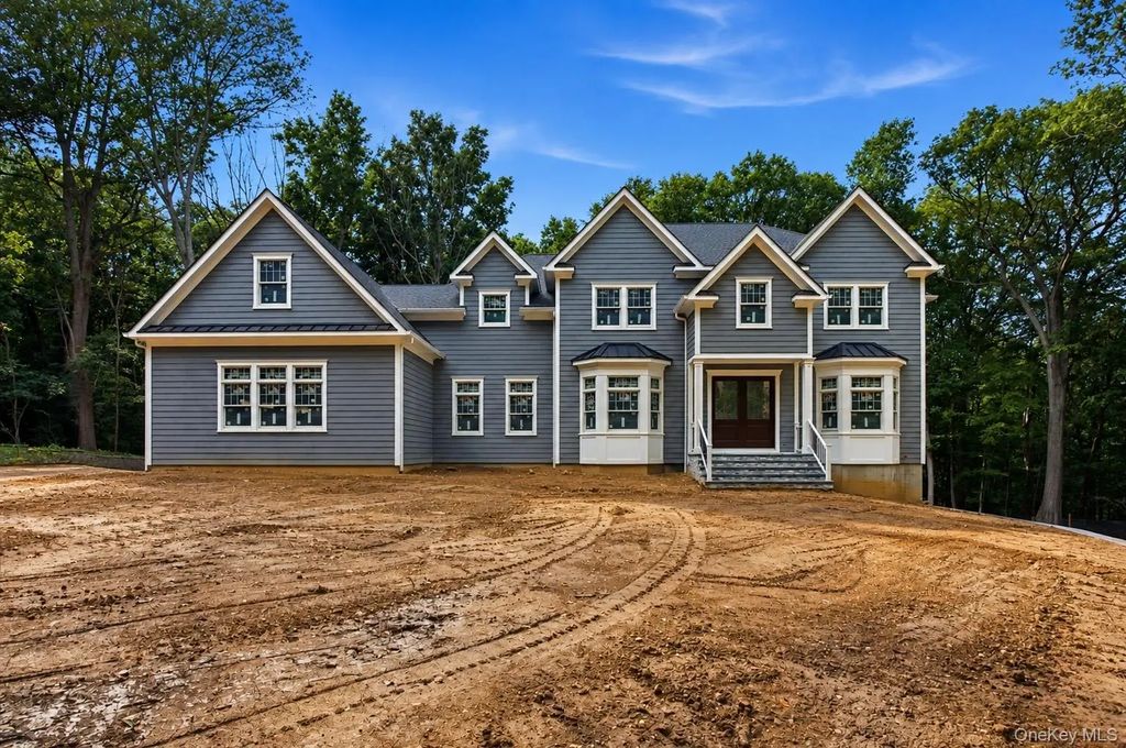 550 Moriches Road, Head Of The Harbor