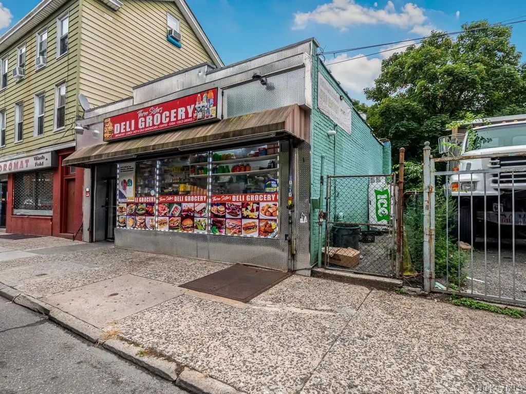 26 W Third Street, Mount Vernon
