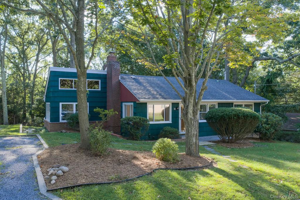 69 Herod Point Road, Wading River