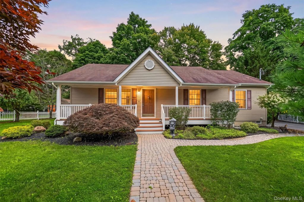 21 Mcgill Road, Monroe