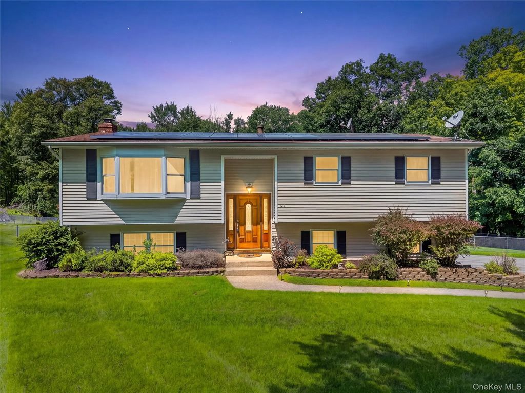 45 Brola Road, Middletown