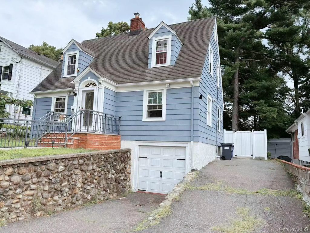 24222 54th Avenue, Little Neck