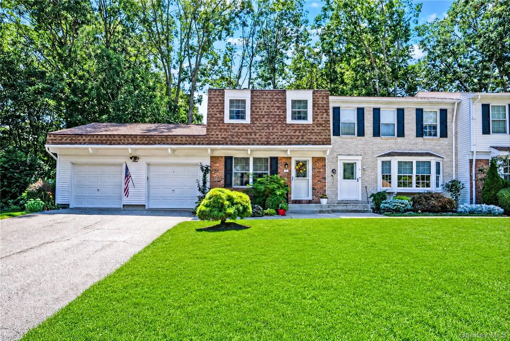 5 Stockton Commons, Yaphank