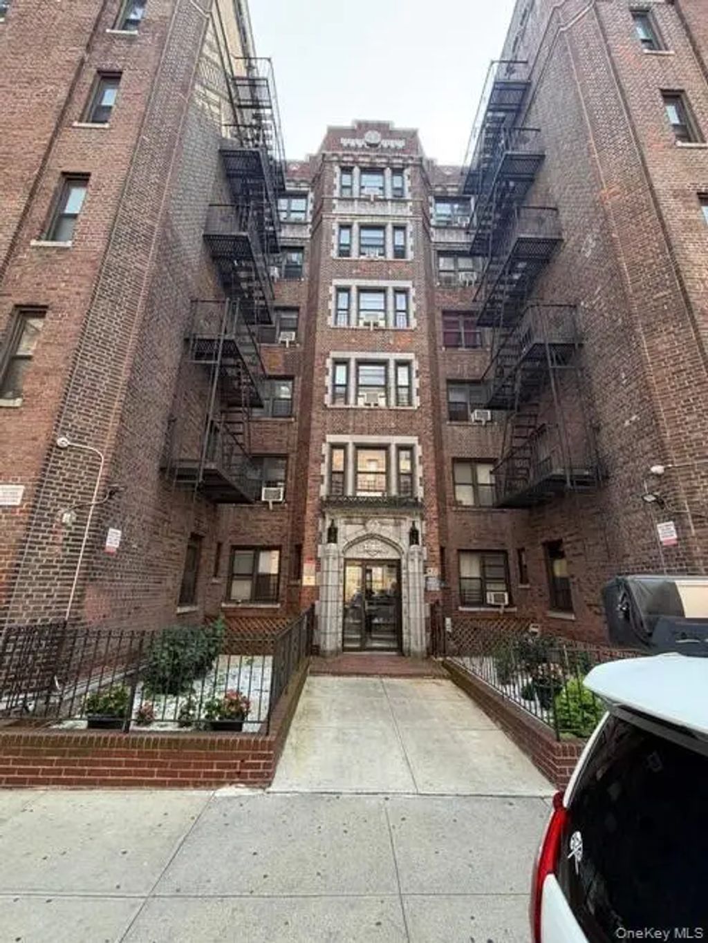 42-02 Layton Street # 106, Elmhurst