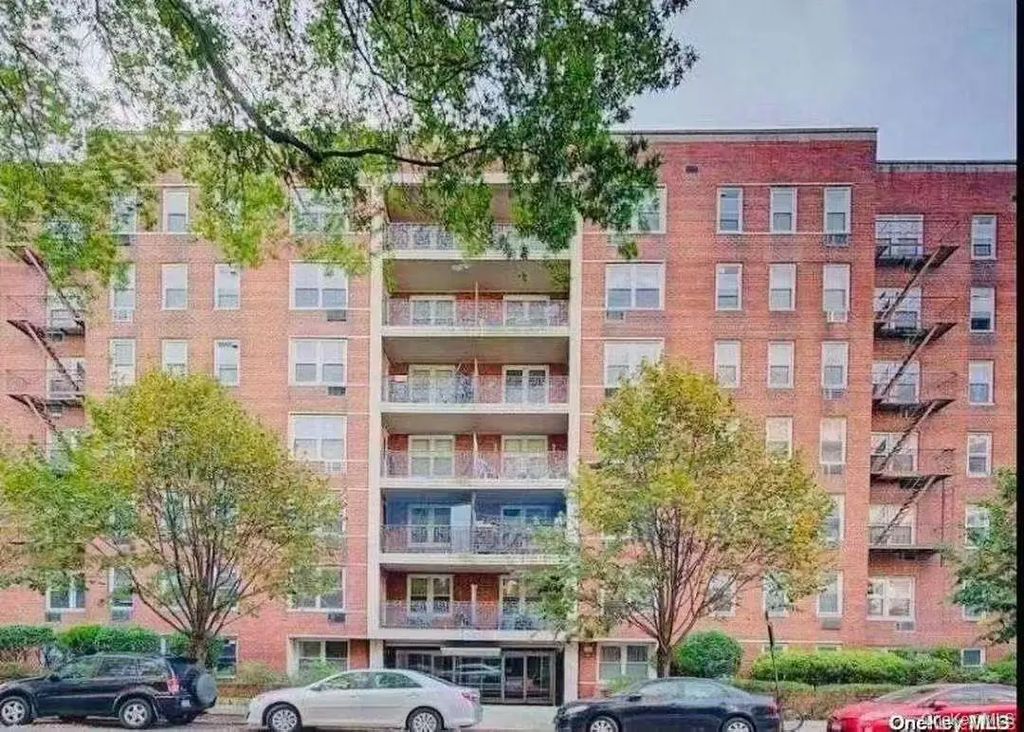 14430 Sanford Avenue # 5b, Flushing