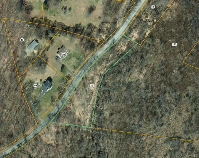 35 Otterkill Road, New Windsor