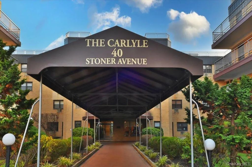 40 Stoner Avenue # 2f, Great Neck