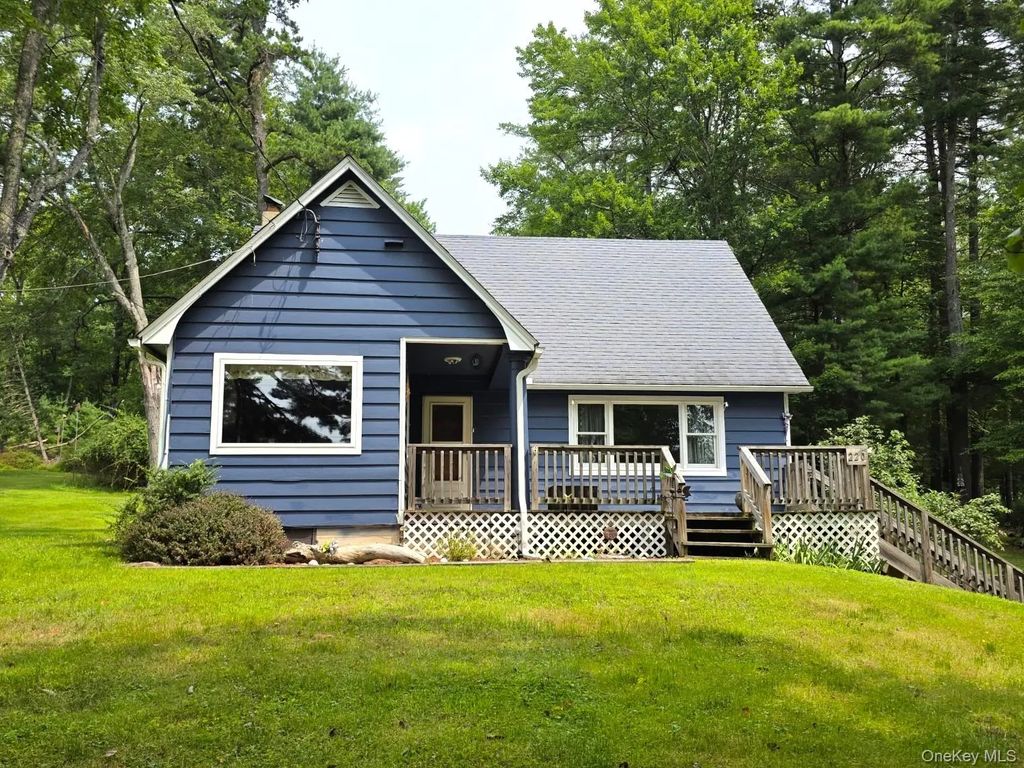 220 Mail Road, Barryville